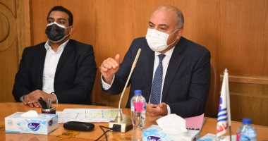 160 مليون جنيه حجم الخطة الاستثمارية لرصف الطرق الداخلية بقنا