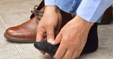 3 علامات تحذيرية تظهر على القدمين تدل على نقص فيتامين ب 12