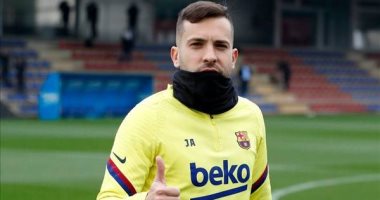 ألبا وبوسكيتس وديمبيلى أبرز الراحلين عن برشلونة فى الصيف