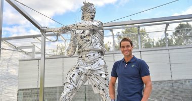 إزاحة الستار عن تمثال أسطورة التنس رفائيل نادال فى رولان جاروس.. فيديو وصور