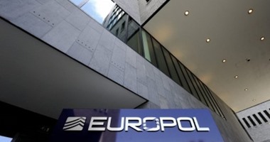 الشرطة الأوروبية تفكك عصابة لتزوير عملات مرتبطة بالمافيا الإيطالية