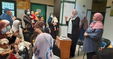 "القومى للمرأة" بالشرقية يطلق حملة للتوعية بلقاح كورونا.. صور