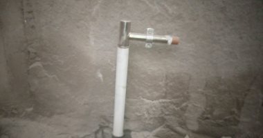 بدء تركيب الوصلات المنزلية للغاز الطبيعى لأهالى أرمنت الحيط بالأقصر