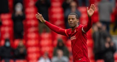 برشلونة يجري الكشف الطبى لفينالدوم فى معسكر هولندا