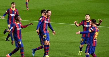 برشلونة يضع 12 لاعباً بقائمة الراحلين في الصيف