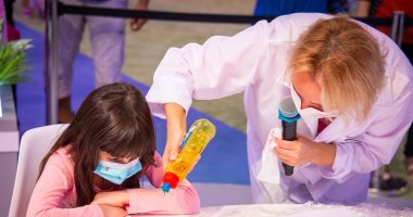 تعرف على أبرز ندوات وأنشطة وفعاليات مهرجان الشارقة القرائى.. صور