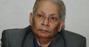 روايات ومجموعات قصصية ومقالات.. حكاية أسامة أنور عكاشة مع الإبداع الأدبى