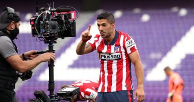 سواريز البطل الحقيقي.. فرط فيه برشلونة وحقق لقب الليجا مع أتلتيكو مدريد