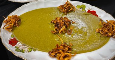 طريقة عمل البصارة.. بعد ما اسمها بقى "جرين بودنج"