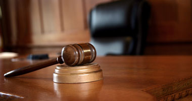 قانون أمر الإحضار.. متى عرف العالم قوانين المثول أمام المحكمة؟