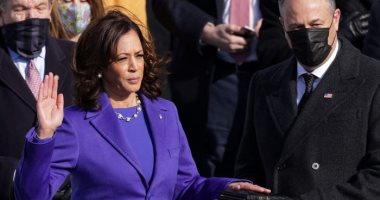 كامالا هاريس: تطعيم 50% من الأمريكيين البالغين بلقاحات كورونا