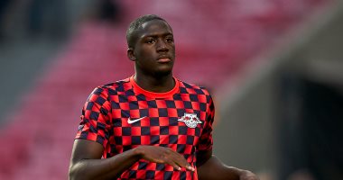 كل ما تريد معرفته عن كوناتي صفقة ليفربول الجديدة.. إنفوجراف