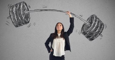 ليه أحلام السترونج إندبندنت وومان انهارت قدام "الولا حاجة"؟.. البنات: وقعنا فى فخ