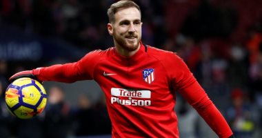 مانشستر يونايتد يجهز عرضا خرافيا لضم أوبلاك بديلا لدى خيا