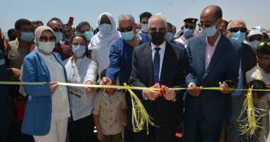 محافظ جنوب سيناء يفتتح أعمال تطوير الشاطئ العام بأبو زنيمة.. صور