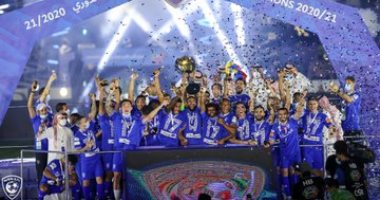 مراسم تتويج الهلال بلقب الدوري السعودي.. فيديو