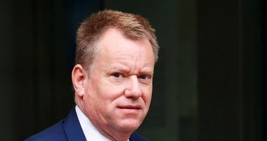 الجارديان: اجتماع وشيك بين مسئولى لندن وبروكسل لوضع حل لـ"حرب النقانق"