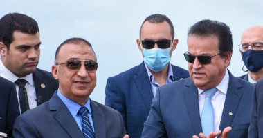 محافظ الإسكندرية ووزير التعليم العالى يضعان حجر الأساس لمبنى جامعة سنجور ببرج العرب