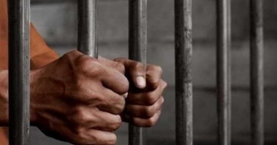 المشدد 3 سنوات وغرامة 50 ألف جنيه لسائق وعامل بتهمة الإتجار فى الحشيش بسوهاج