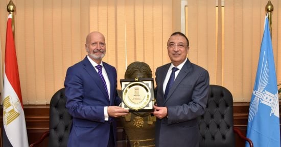 محافظ الإسكندرية يستقبل سفير فنلندا لتوطيد العلاقات بين الجانبين