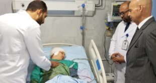 فريق طبى بمستشفى السعديين المركزى بالشرقية ينقذ حياة طفل اخترق سكين رأسه