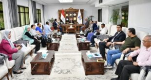 محافظ قنا يتابع مستجدات العمل فى ملف تقنين الأراضى وإسترداد أملاك الدولة
