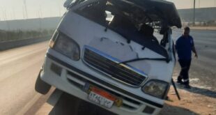 إصابة شخصين فى انقلاب سيارة نقل محملة مازوت على الطريق الزراعى ببنى سويف