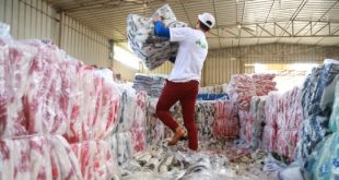 التحالف الوطنى يطلق حملة "ستر ودفا وإطعام" لتوزيع البطاطين والأغذية بسوهاج