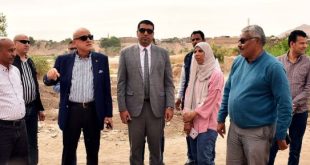 محافظ الأقصر: مركز لخدمة السياح وطرح أراضى بالقرنة لمنع التعديات بأملاك الدولة