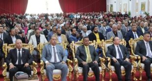 محافظ الوادى الجديد يشهد قرعة الحج ويمنح الفائزين 380 ألف جنيه.. صور