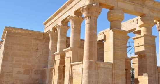 معبد هيبس رمز محافظة الوادى الجديد النسخة الوحيدة المتبقية من العصر الصاوى
