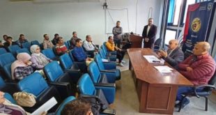 نائب رئيس جامعة دمنهور يشهد قرعة مهرجان "بؤرة المسرحي" في دورته الثانية