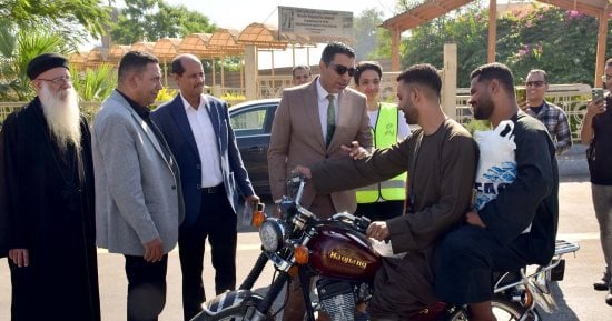 نائب محافظ الأقصر يشهد فعاليات مبادرة ظواهر للتوعية بمخاطر السرعة الزائدة للموتوسيكلات