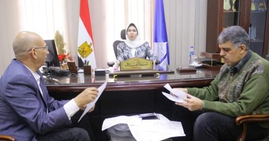نائب محافظ دمياط تناقش خطة التحول الرقمى للديوان العام والوحدات المحلية