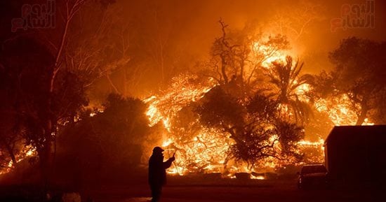 أستراليا تحث المئات على الفرار من حرائق الغابات غرب ولاية "فيكتوريا"