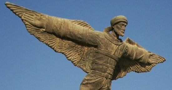 أسطورة الطيران.. محاولات الإنسان الأولى للتحليق كالطيور