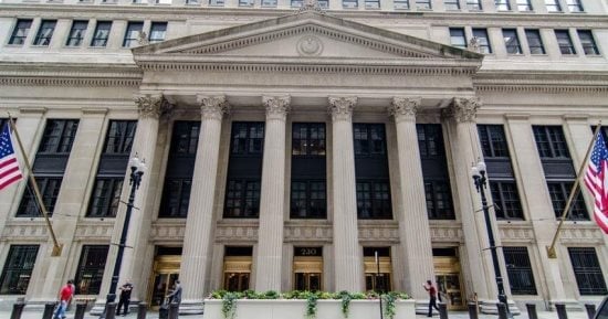 تراجع أسعار العملات المشفرة وسط عمليات بيع مكثفة عقب قرارات الفيدرالى الأمريكى