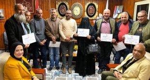 تكريم وكلاء الإدارات التعليمية بمطروح لجهودهم فى إنشاء قاعدة بيانات شاملة