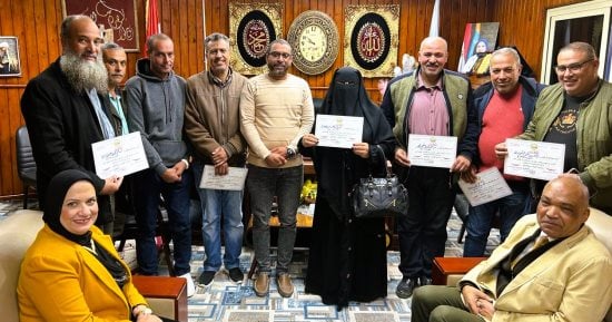 تكريم وكلاء الإدارات التعليمية بمطروح لجهودهم فى إنشاء قاعدة بيانات شاملة