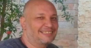 حزن بقرية سدود على رحيل "صيدلى الغلابة".. كان يصرف الدواء مجانا للمحتاجين