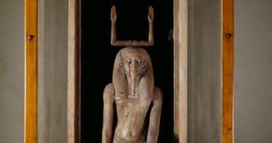 "حور أويبرى" تمثال رابع ملوك الأسرة الثالثة عشرة بالدولة الوسطى بمتحف الغردقة