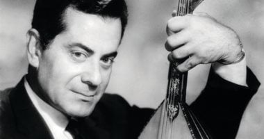 ذاكرة اليوم.. حل الاتحاد السوفيتى ورحيل فريد الأطرش ومصطفى إسماعيل