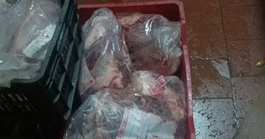 ضبط وإعدام 31 طن أغذية متنوعة ولحوم مجهولة المصدر  وتحرير 3216 محضر بسوهاج