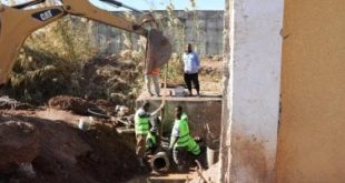 محافظ أسوان: تنفيذ أعمال ربط خط المياه الجديد لتغذية حى الإسكان المتميز