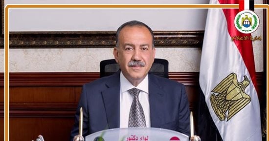 محافظ أسيوط يوجه برفع الاستعداد بجميع المراكز والأحياء لمواجهة الشبورة الكثيفة