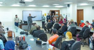 محافظ الإسكندرية يتابع فعاليات البرنامج التدريبى "التطوير المؤسسى الرقمى"