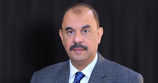 محافظ سوهاج يعلن انتهاء النزاع القانونى مع شركة دواجن وبيض بالكوثر