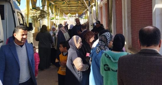 محافظ كفر الشيخ يتابع تنفيذ الخدمات المقدمة للأهالى بمبادرة بداية