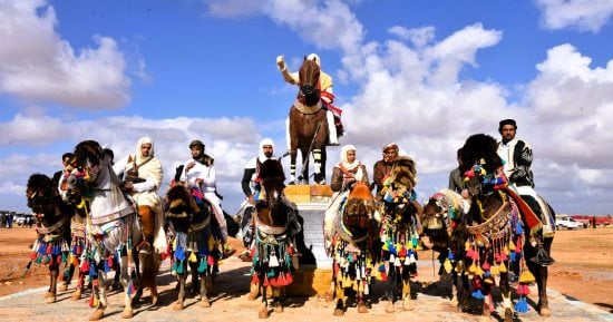 محافظة مطروح تبدأ احتفالات العيد القومى بإيقاد الشعلة وتستمر لنهاية ديسمبر