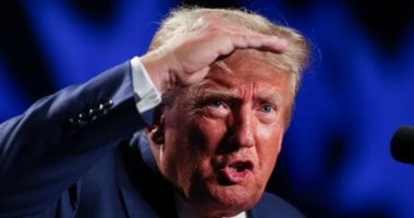 مذكرة "غير عادية".. ترامب يطالب المحكمة العليا بتعليق حظر تيك توك حتى تنصيبه